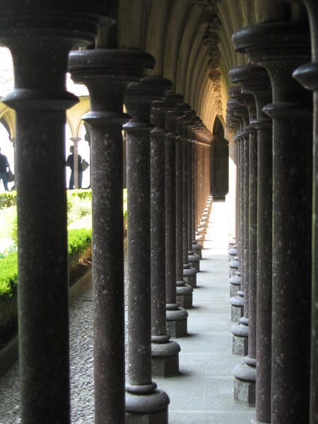 View between the pillars at the cloisters