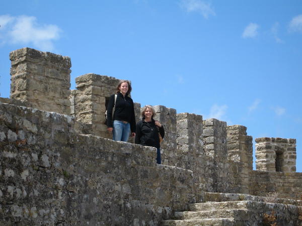 Lindsay and Jean on the Obidos wall