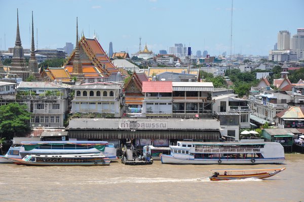 View of downtown Bangkok and several other temples in town