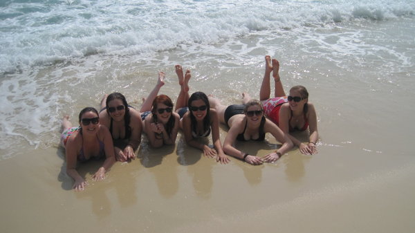 Sihanoukville - lazy days on the beach with the girls
