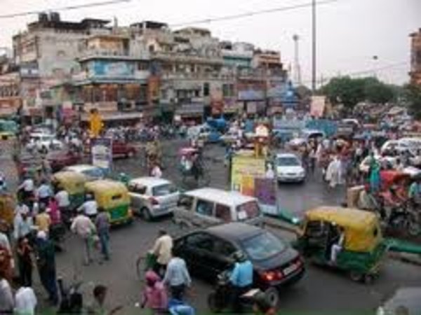 Crazy traffic in Delhi