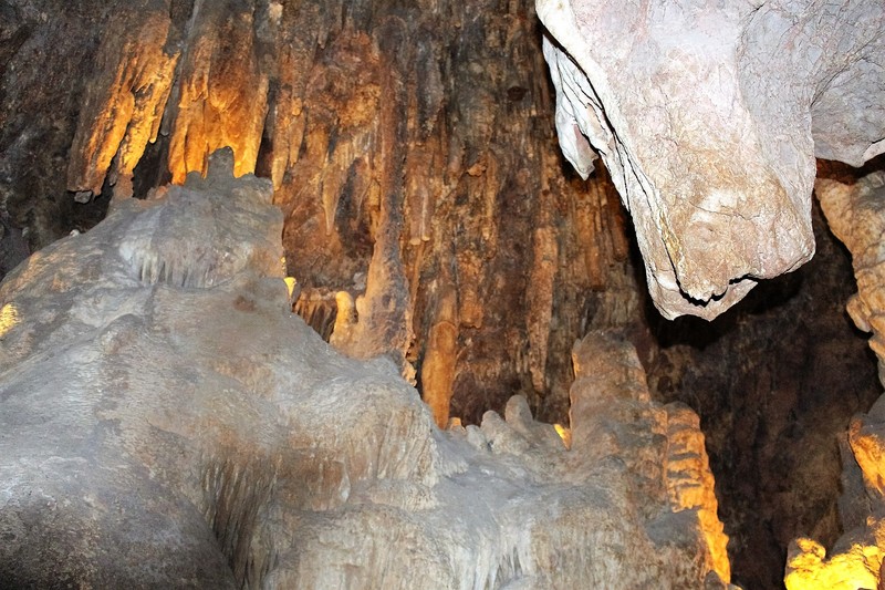 colossal cave tours