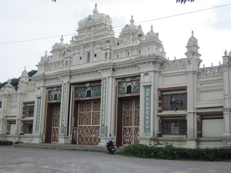 Jaganmohan palace