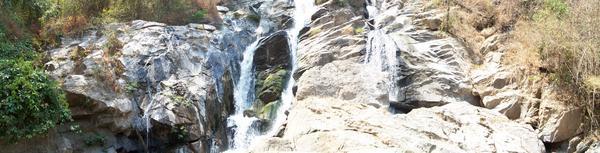 First Waterfall on the trekk 