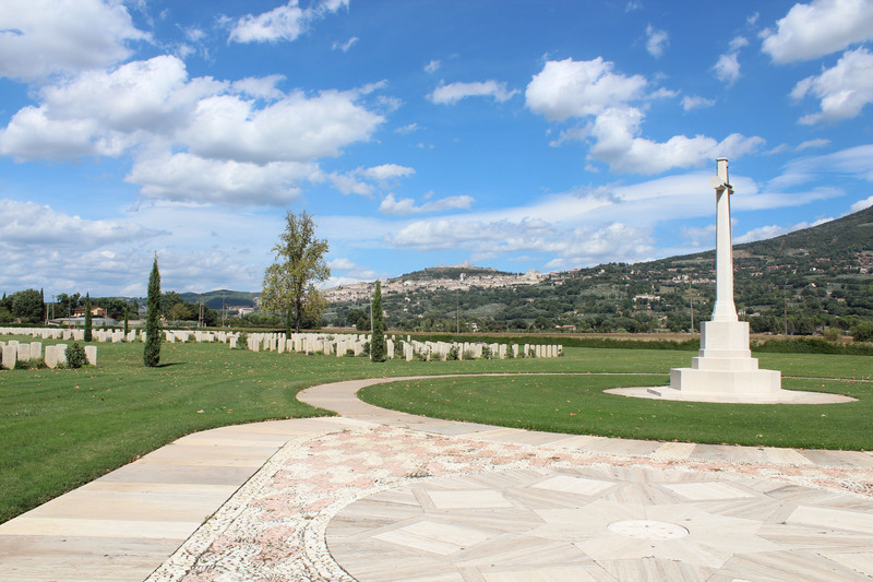 Commonwealth War Graves near Asissi