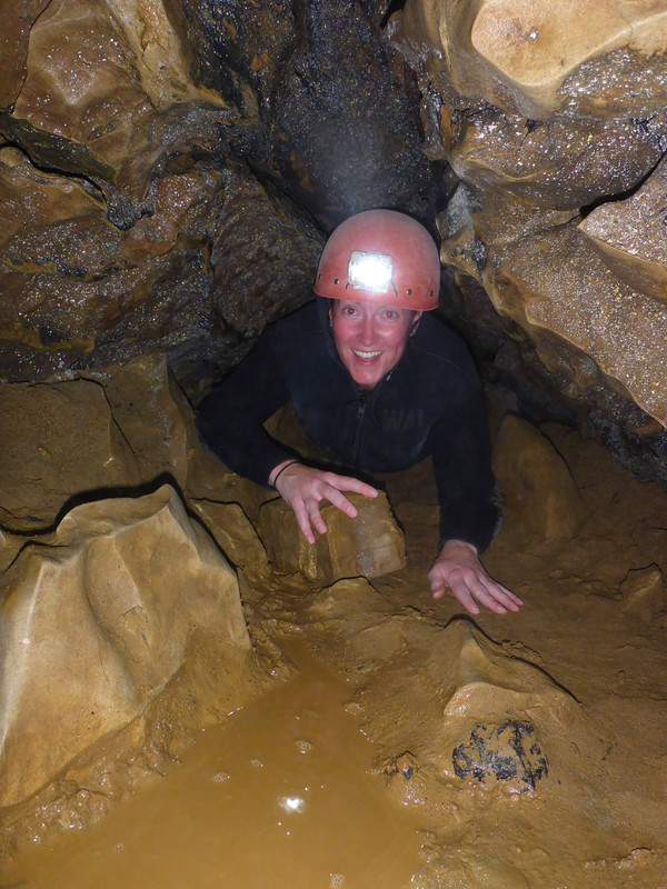 Em cave crawling