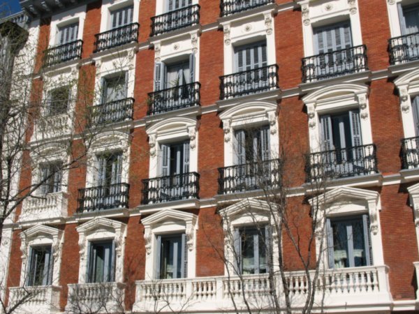 traditional spanish architecture