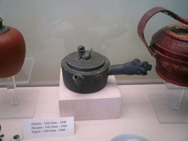 Laughing Seal Teapot
