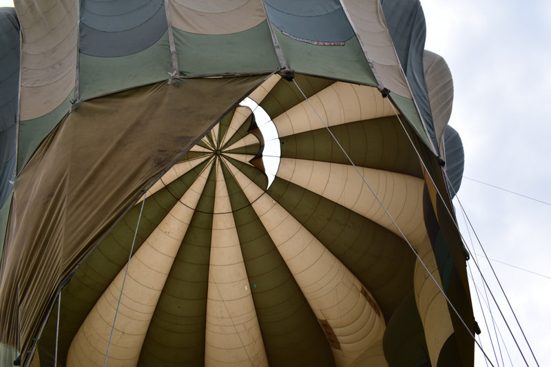 The gapin hole in the balloon