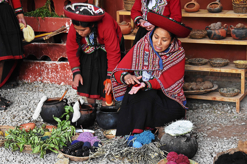 Inca lady performing ritual