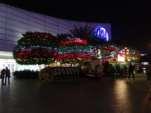 SM Mall at night, Manila
