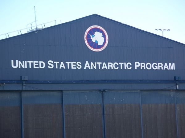  U S and A, planes for antarctic depart here 