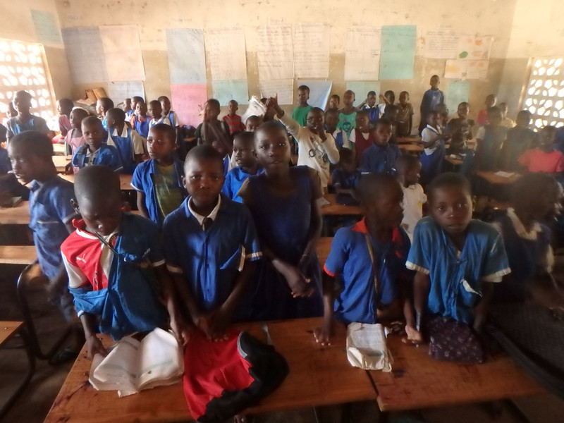 School kids in Kande Town