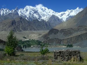 Zarabad village, Passu