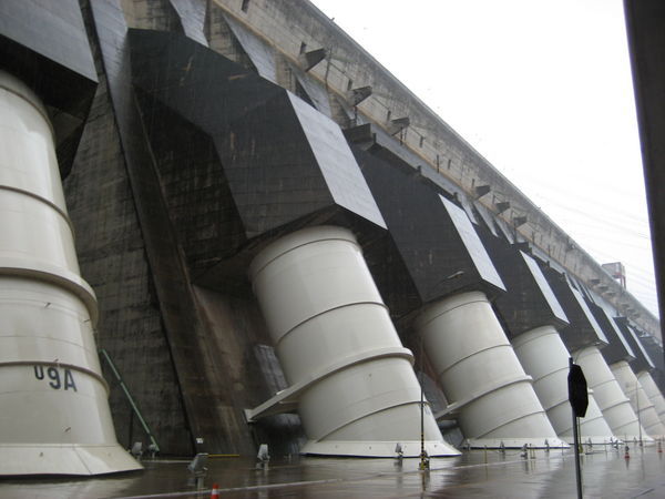 ITAIPU Dam - Brazil / Paraguay