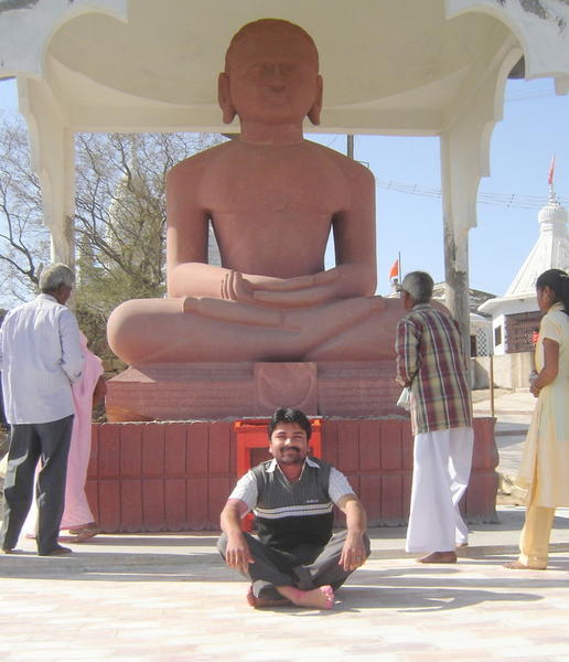 Mahaveer Statue
