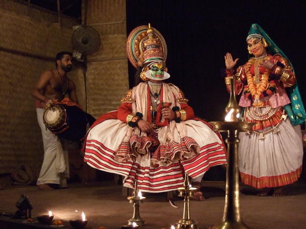 Kathakali dancers