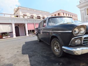 Cienfuegos Square & Car