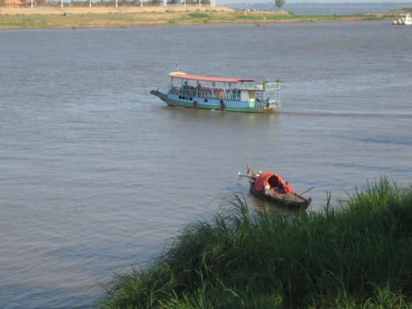Tônlé Sap River