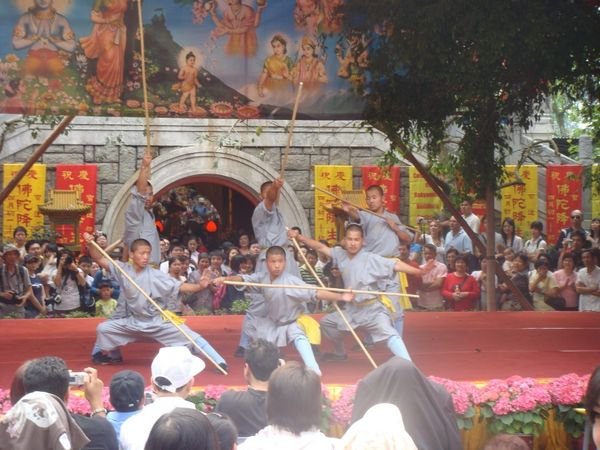 Shaolin monks demonstating Kung Fu