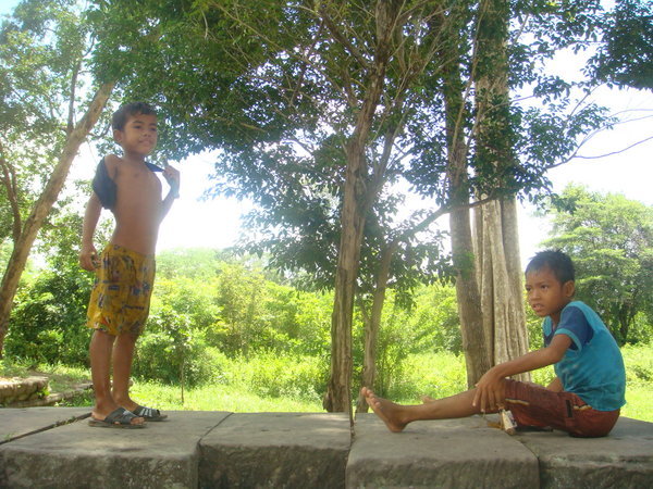 Kids at Boeng Mealea