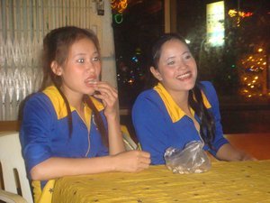 Beer Girls - Bopha Thip Restaurant
