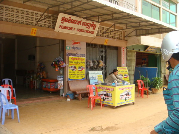 Where to catch the bus to Phnom Penh