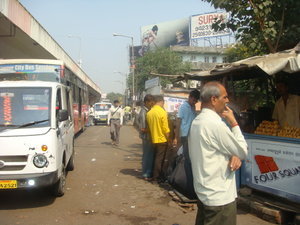 Bus stop for bus to Jamtha
