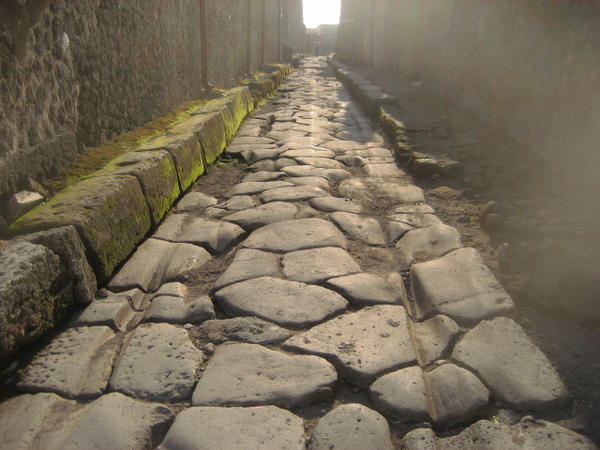 Tracks on the streets of Pompei 