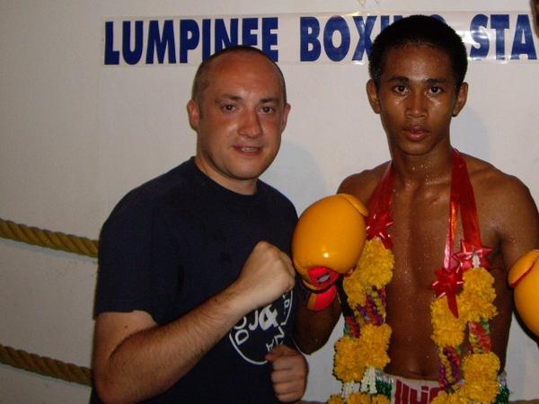 Thai Boxing Champ vs Gooda