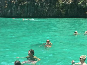 Koh Phi Phi - bay swimming