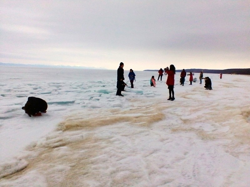 Touristes sur la glace