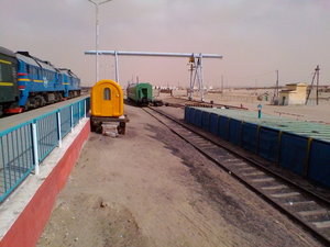 Gare dans le désert de Gobi