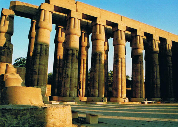Colonnade in the court of Amenophis III