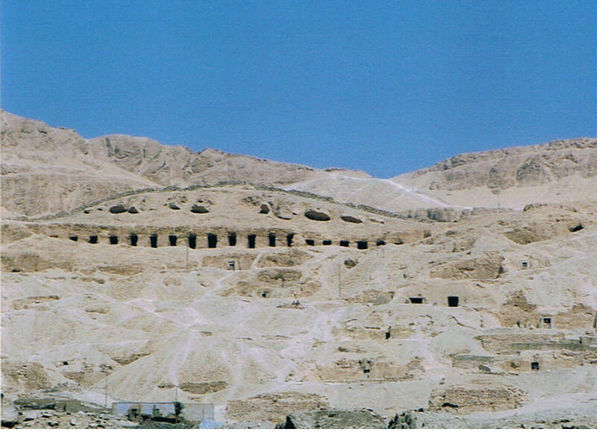 Tombs or houses of the workers