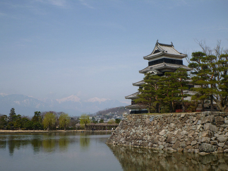 Matsumoto Castle and the mountains