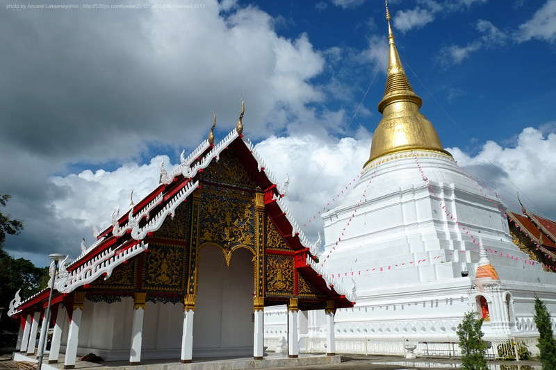 Wat-Phra-Kaeo-Don-Tao