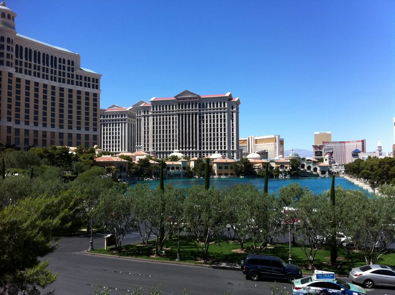 Bellagio pond which wasn't operating due to 'high winds'