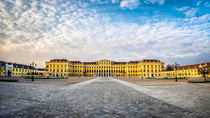 Schombrunn Palace front view