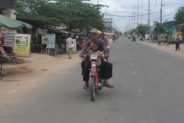 A main road, Phnom Penh