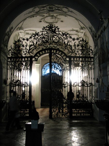 Inside St Peterskirche 