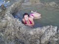 Marie dans son trou a Hot water Beach!!
