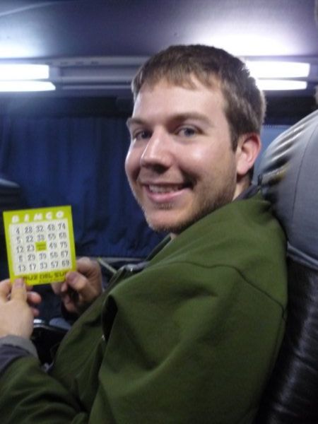 On a joue au bingo dans l bus