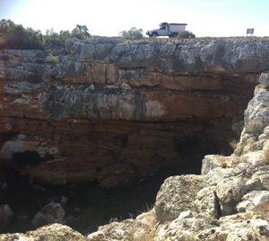 Checking out some caves (and tearing calf muscles) on the Nullarbor