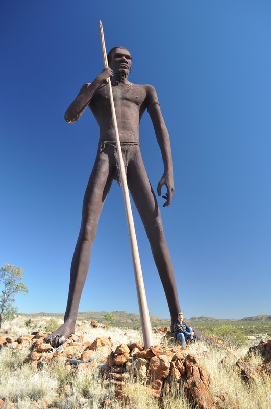 Giant sculpture, Aileron NT