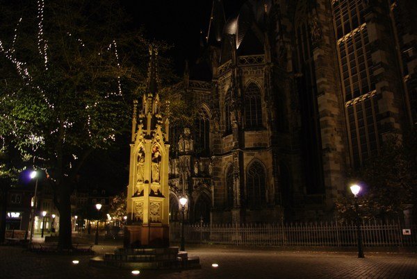 Aachen Dom by night