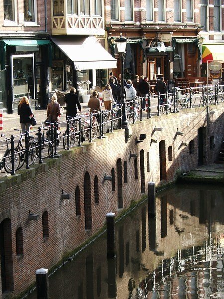 Utrecht canalside