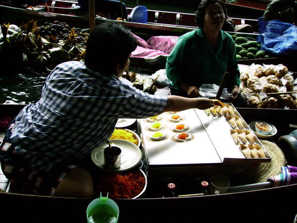 Floating Market, Kanchanburi.