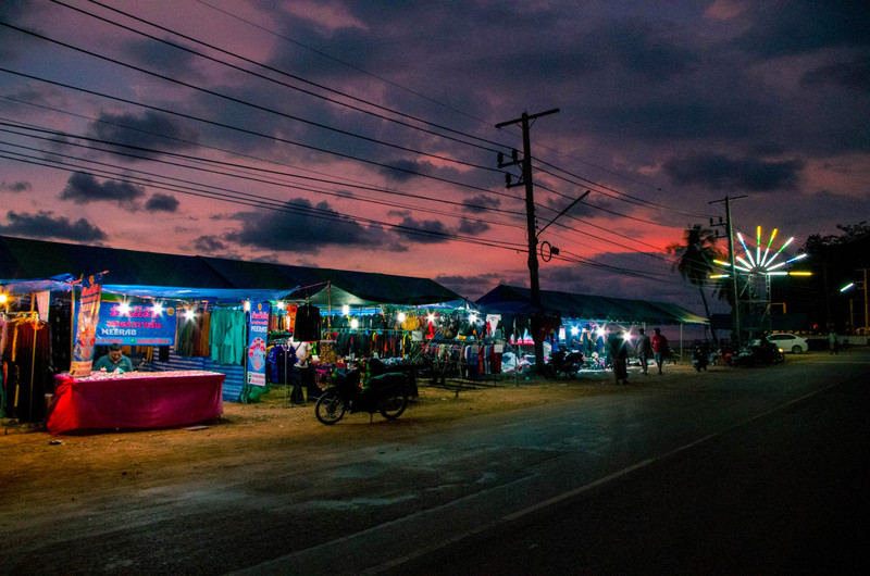 Lanta Night Market at Sunset