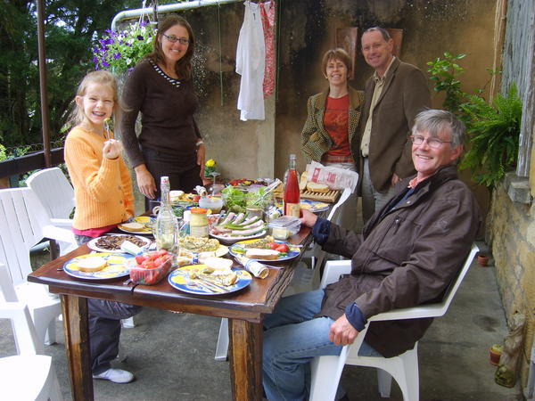 Luncheon in Belves
